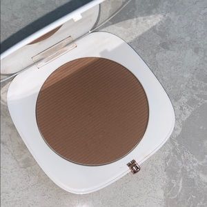 Used Marc jacobs tan-tastic omega bronzer